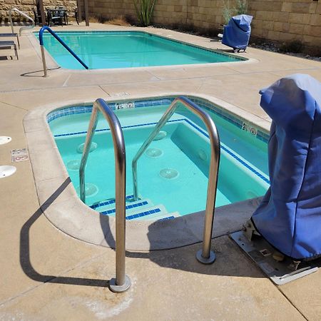 Best Western Plus Coachella Valley Inn & Suites Cathedral City Exterior photo