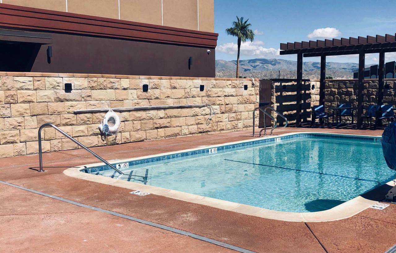 Best Western Plus Coachella Valley Inn & Suites Cathedral City Exterior photo