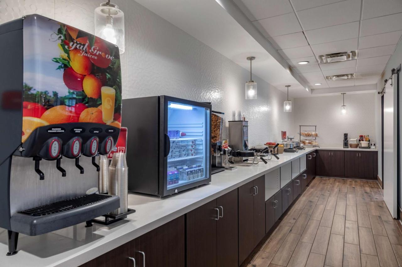 Best Western Plus Coachella Valley Inn & Suites Cathedral City Exterior photo