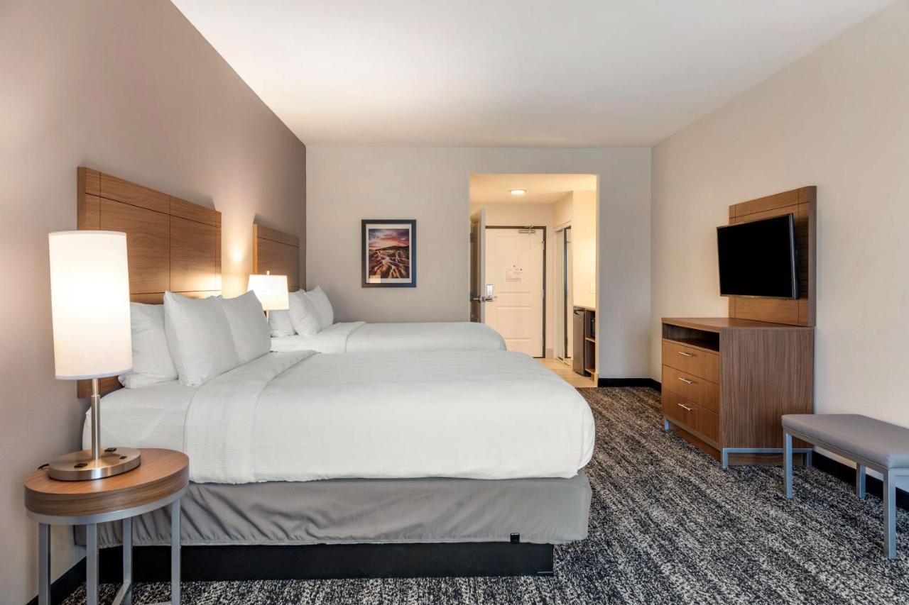 Best Western Plus Coachella Valley Inn & Suites Cathedral City Exterior photo