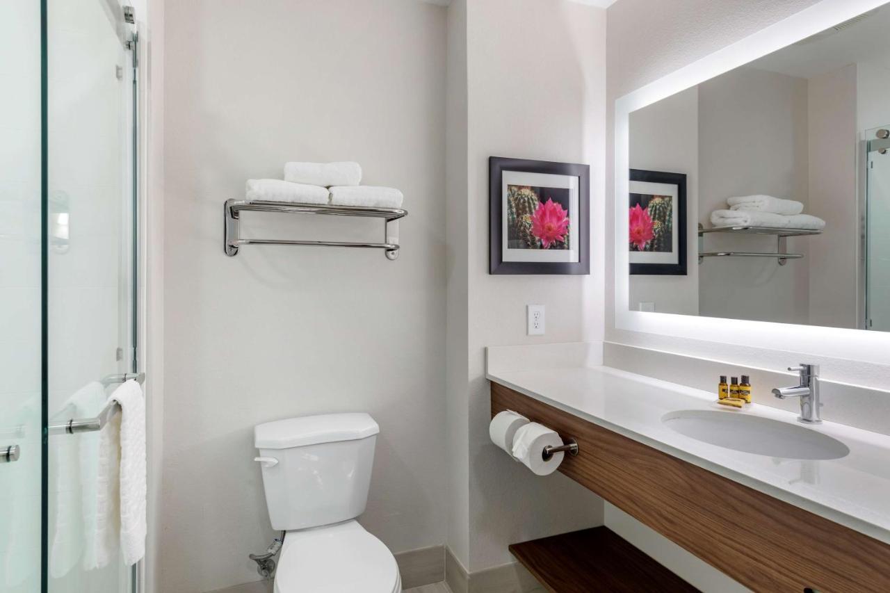 Best Western Plus Coachella Valley Inn & Suites Cathedral City Exterior photo