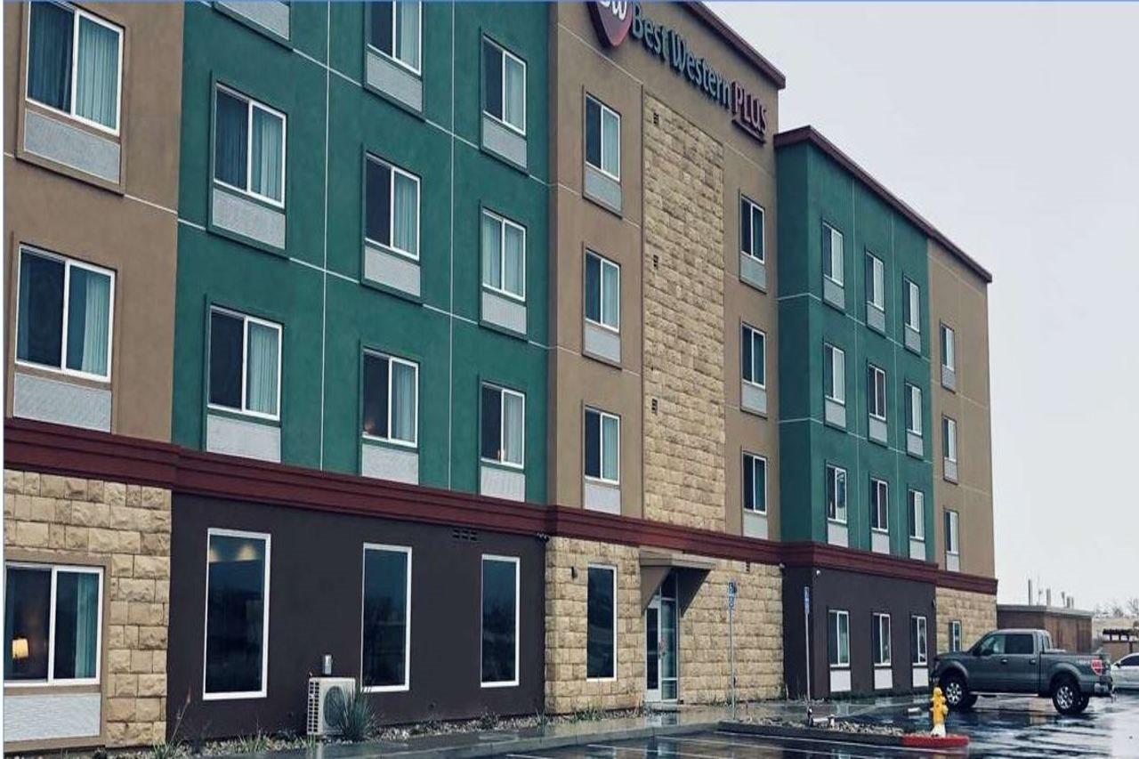 Best Western Plus Coachella Valley Inn & Suites Cathedral City Exterior photo