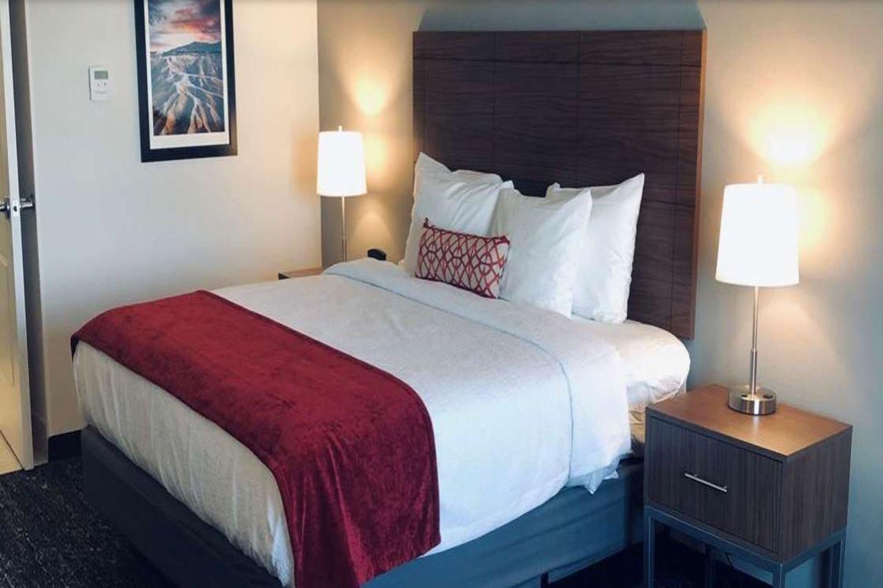 Best Western Plus Coachella Valley Inn & Suites Cathedral City Exterior photo